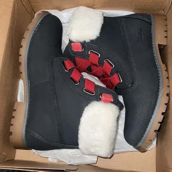 Sketcher Boots 🥾 - Picture 5 of 7